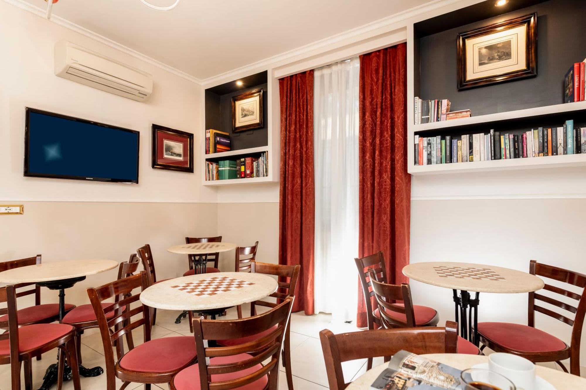 Budget Rooms Des Arts — Foto’s 3